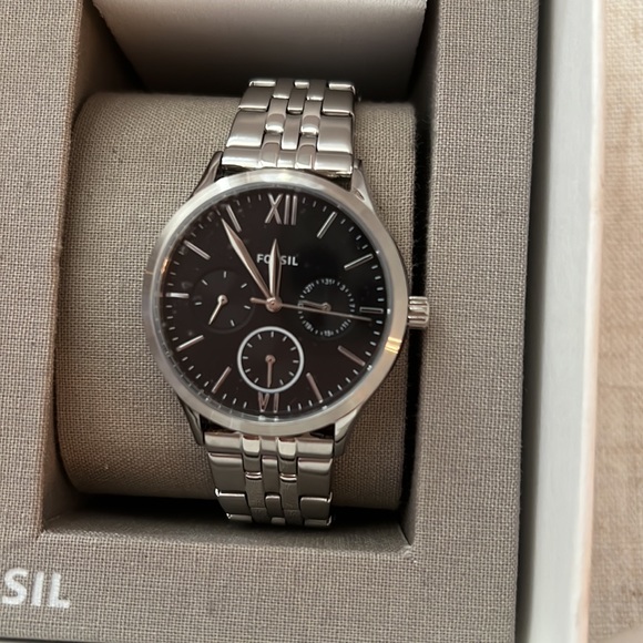 His and her fossil watches - Picture 2 of 4